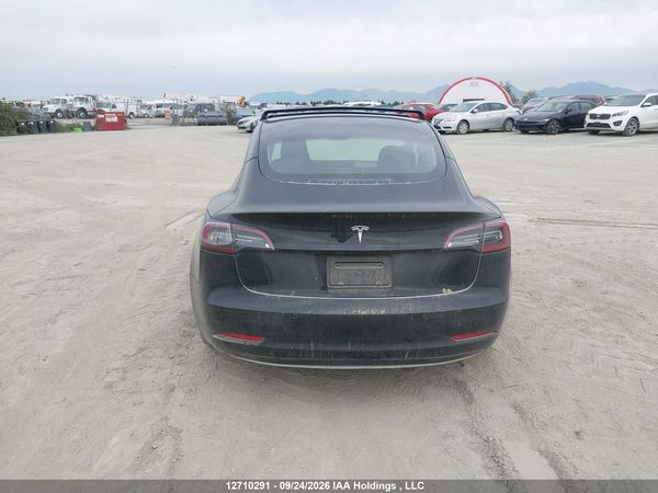 2021 TESLA MODEL 3 — I16