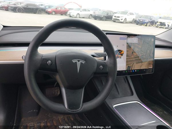 2021 TESLA MODEL 3 — I19