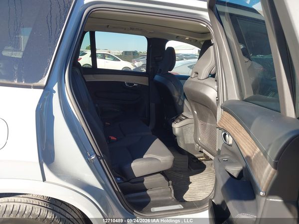 2026 VOLVO XC90 PLUS — I8