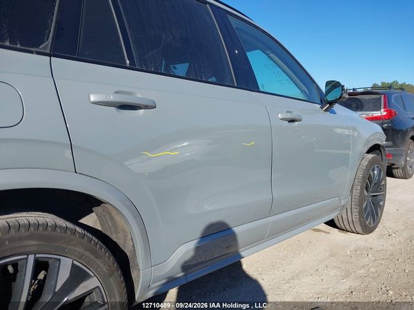 2026 VOLVO XC90 PLUS — I19
