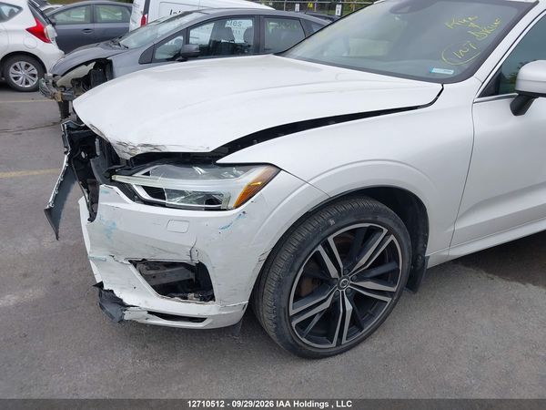 2019 VOLVO XC60 R-DESIGN — I21