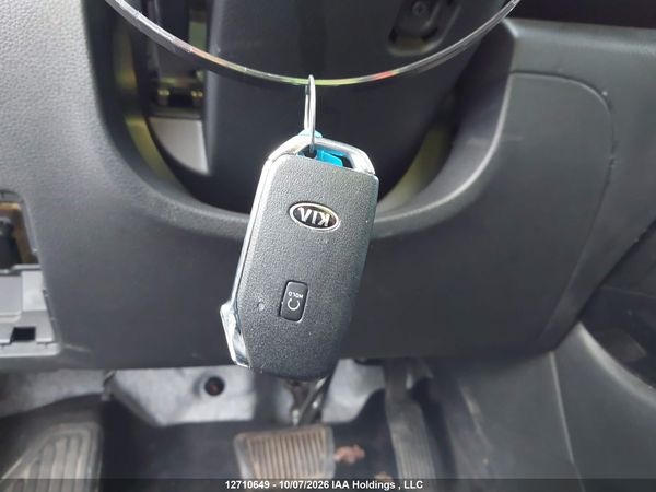 2021 KIA SELTOS S — I11