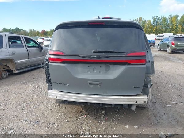 2023 CHRYSLER PACIFICA TOURING L — I17