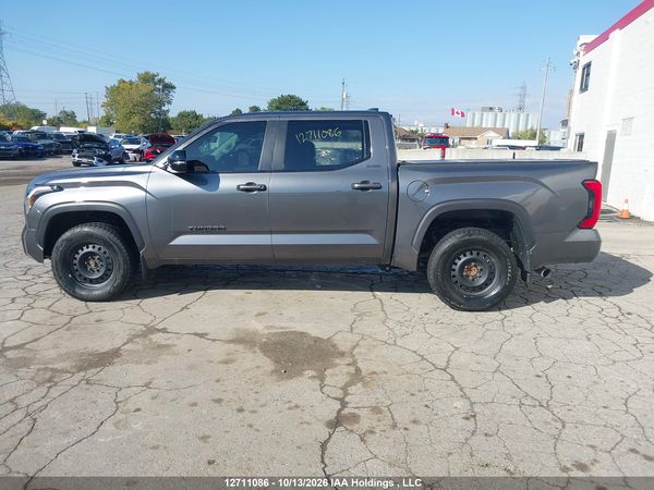2024 TOYOTA TUNDRA — I14