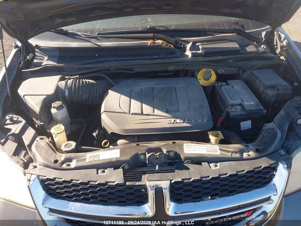 2015 DODGE GRAND CARAVAN SE — I10