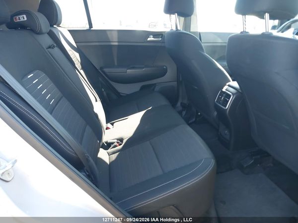2017 KIA SPORTAGE EX — I8