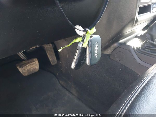 2020 JEEP GLADIATOR OVERLAND — I11