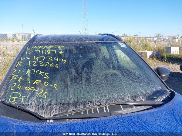 2021 NISSAN KICKS SR — I17