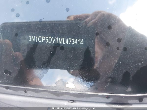 2021 NISSAN KICKS SR — I20