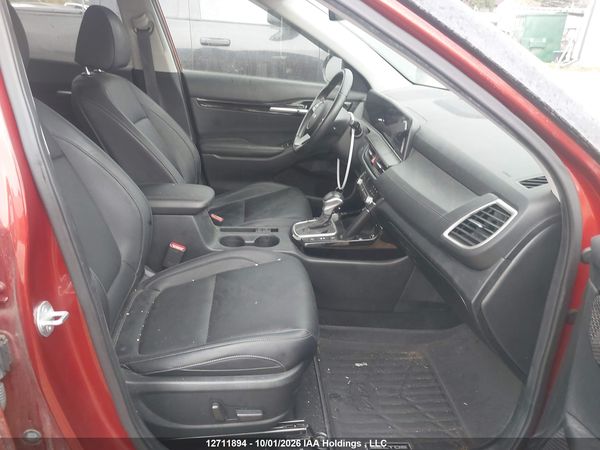 2024 KIA SELTOS EX — I5