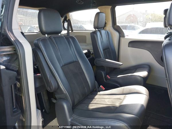 2019 DODGE GRAND CARAVAN SE — I8
