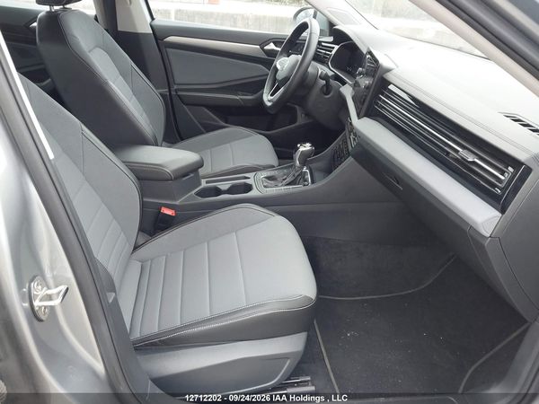 2025 VOLKSWAGEN JETTA SE — I5