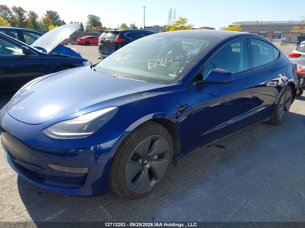 2021 TESLA MODEL 3 — I2