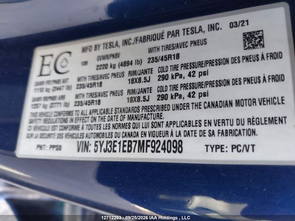 2021 TESLA MODEL 3 — I9