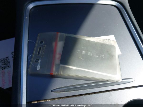 2021 TESLA MODEL 3 — I11