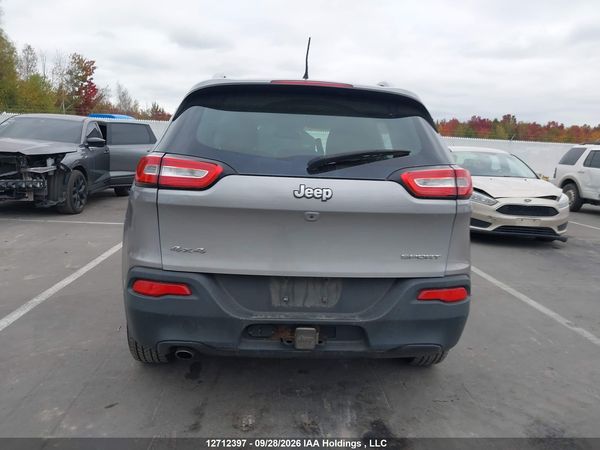 2016 JEEP CHEROKEE SPORT — I17