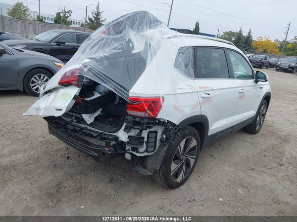 2024 VOLKSWAGEN TAOS 4Motion SEL — I4