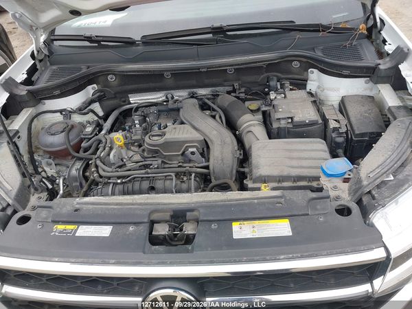 2024 VOLKSWAGEN TAOS 4Motion SEL — I10
