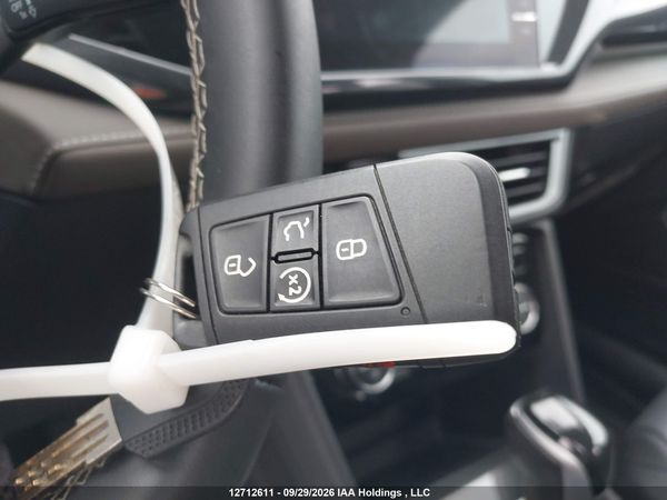 2024 VOLKSWAGEN TAOS 4Motion SEL — I11