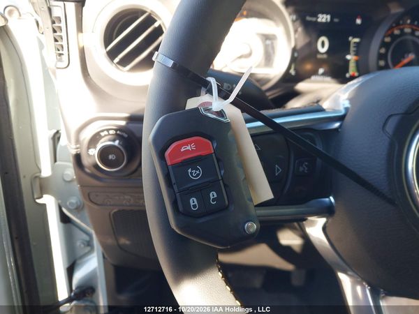 2024 JEEP WRANGLER 4-DOOR SAHARA — I11