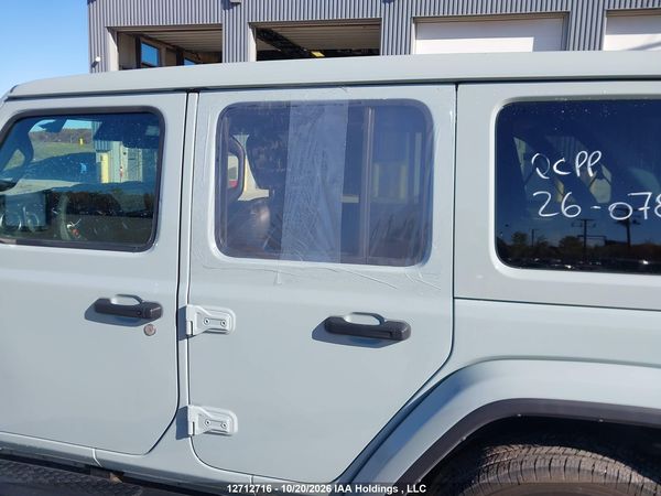 2024 JEEP WRANGLER 4-DOOR SAHARA — I21
