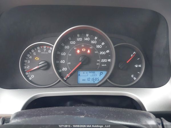 2016 TOYOTA RAV4 LE — I7