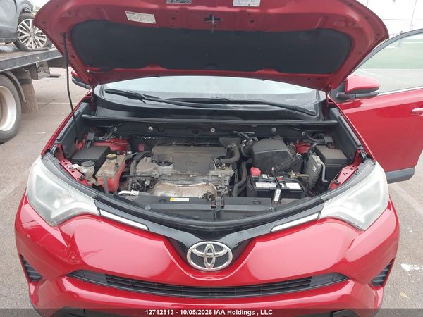 2016 TOYOTA RAV4 LE — I10