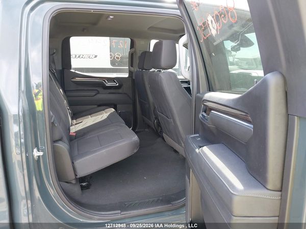 2025 CHEVROLET SILVERADO K1500 LT — I8