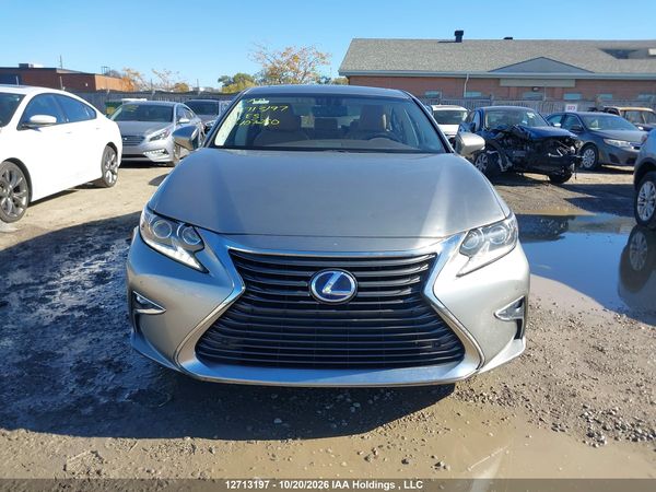 2016 LEXUS ES 300H — I12