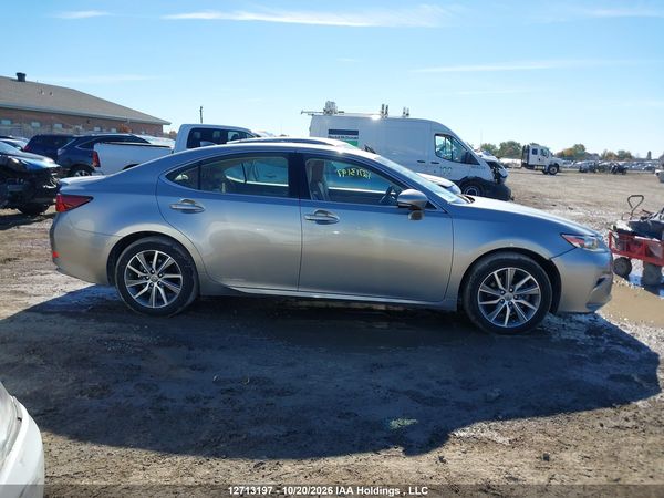 2016 LEXUS ES 300H — I13
