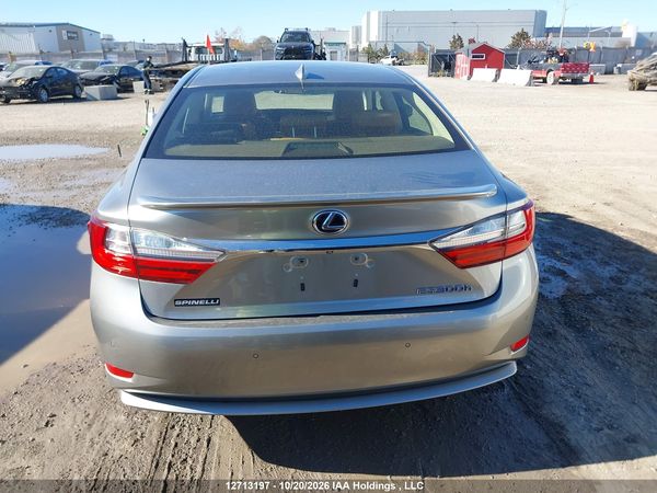 2016 LEXUS ES 300H — I16