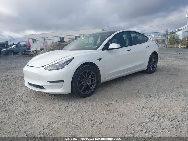 2021 TESLA MODEL 3 — I2