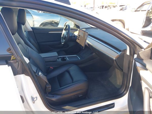 2021 TESLA MODEL 3 — I5