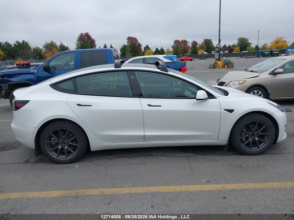 2021 TESLA MODEL 3 — I13