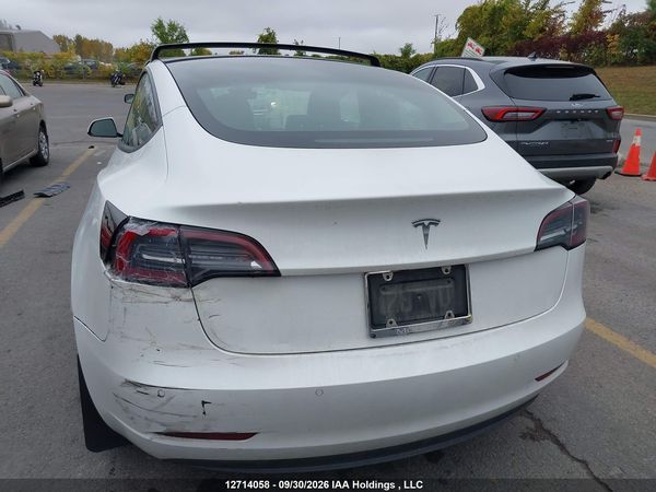 2021 TESLA MODEL 3 — I16