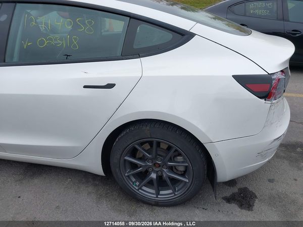 2021 TESLA MODEL 3 — I20