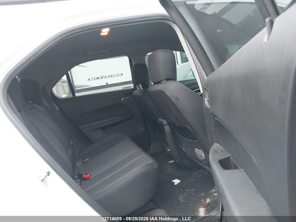 2015 CHEVROLET EQUINOX LT — I8