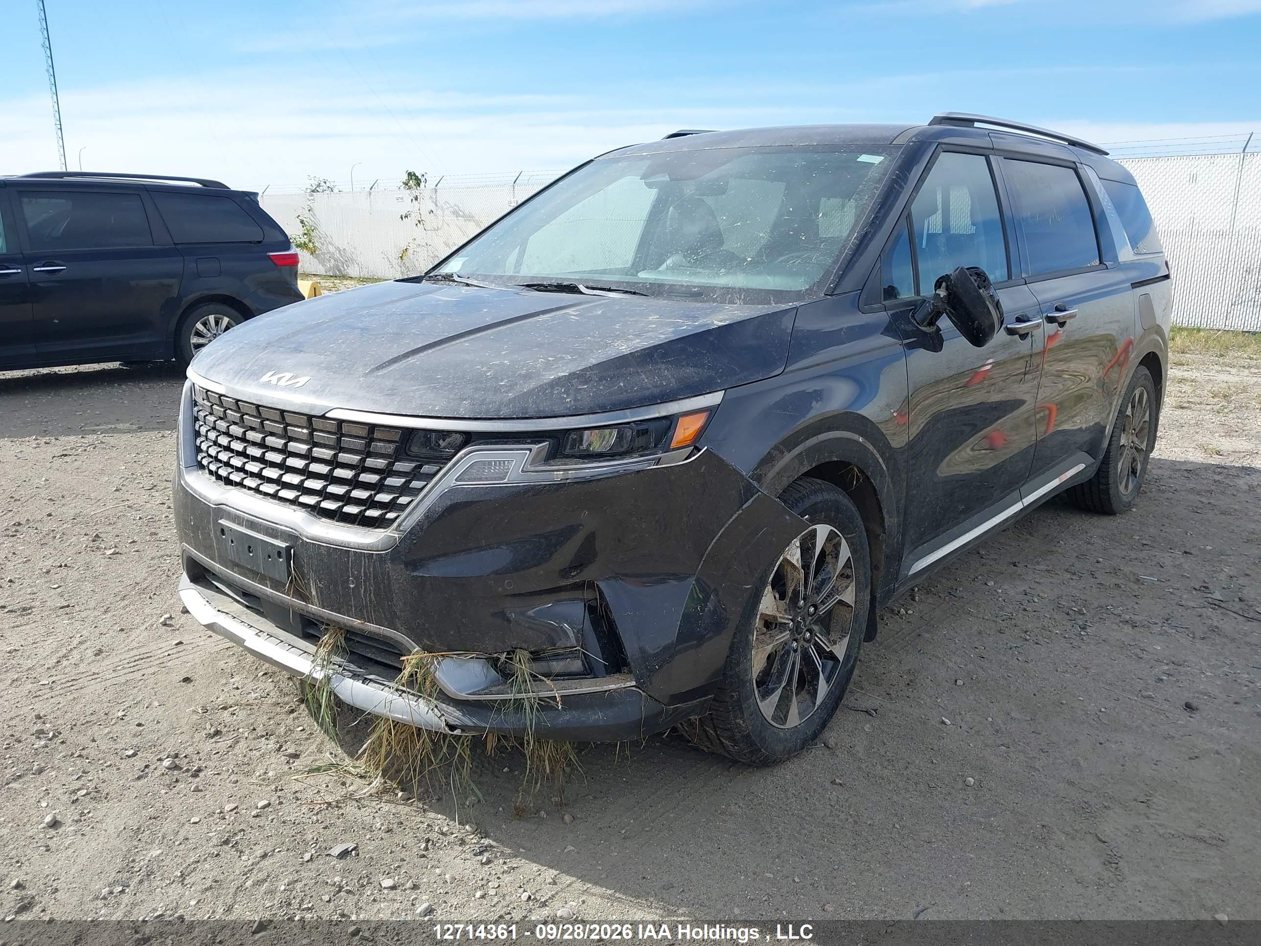 2024 KIA CARNIVAL EX — I2