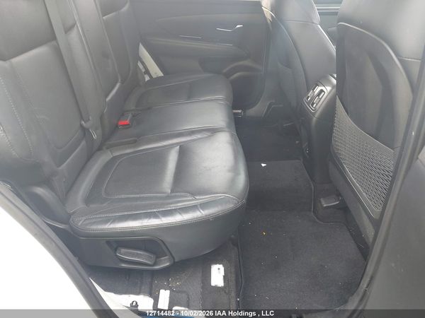 2022 HYUNDAI TUCSON SEL w/Premium pkg — I8
