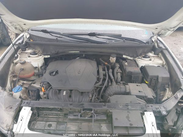 2022 HYUNDAI TUCSON SEL w/Premium pkg — I10