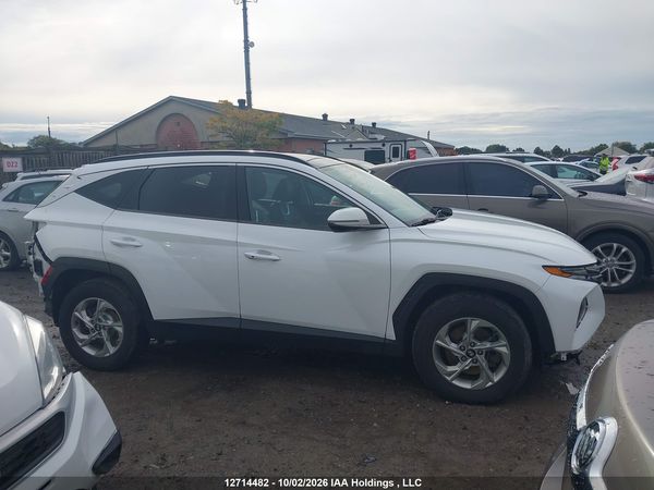 2022 HYUNDAI TUCSON SEL w/Premium pkg — I14