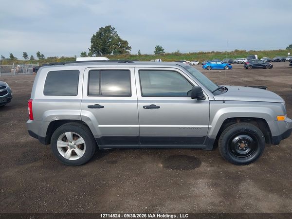 2016 JEEP PATRIOT Sport — I14