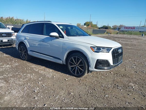 2022 AUDI Q7 55 PROGRESSIV — I1