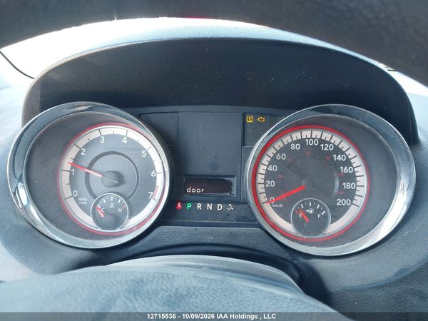 2013 DODGE GRAND CARAVAN SE/SXT — I7