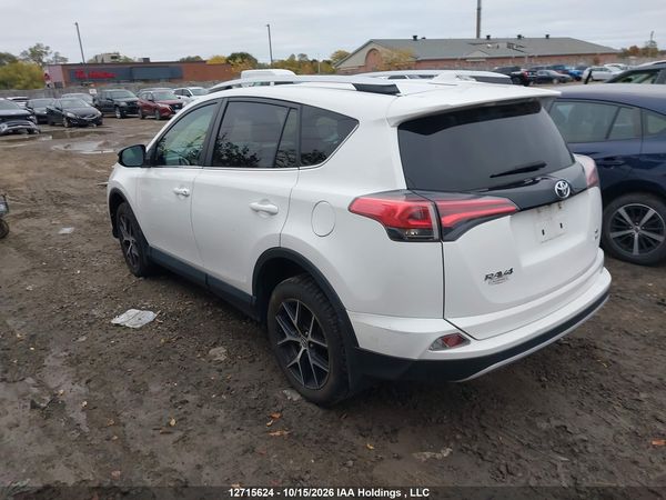 2016 TOYOTA RAV4 SE — I3