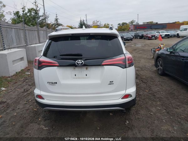 2016 TOYOTA RAV4 SE — I16