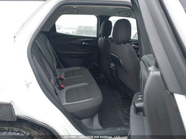 2021 CHEVROLET TRAILBLAZER LS — I8