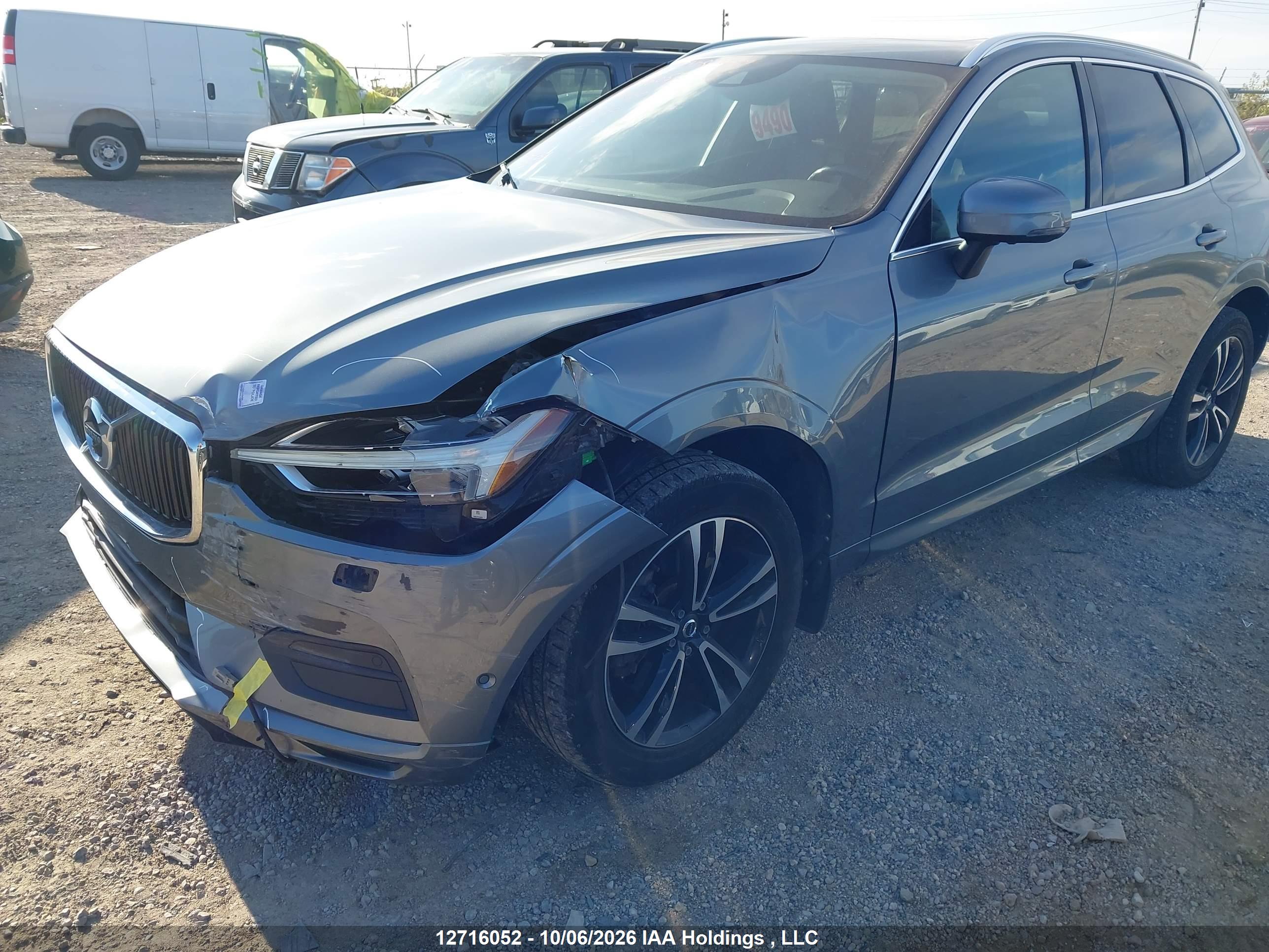 2018 VOLVO XC60 T6/MOMENTUM — I2