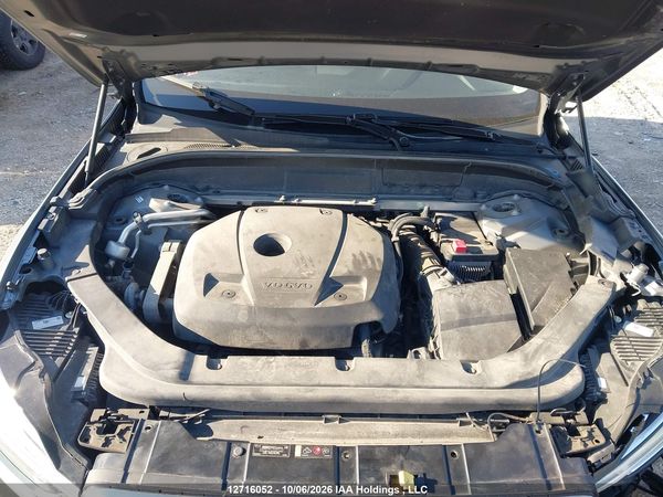 2018 VOLVO XC60 T6/MOMENTUM — I10