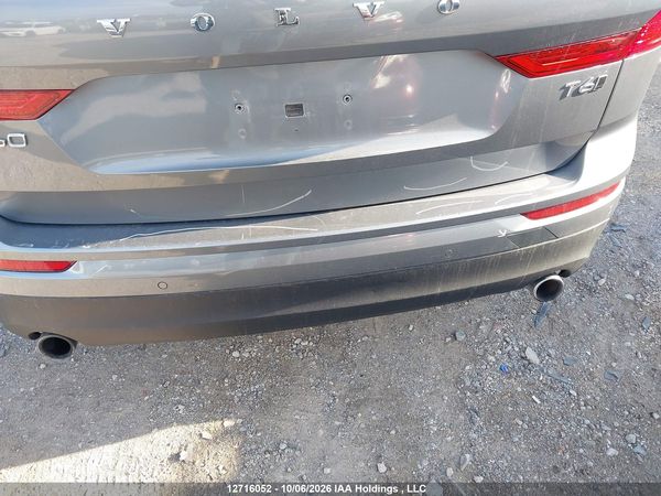 2018 VOLVO XC60 T6/MOMENTUM — I21